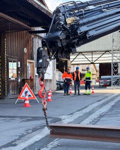 Krane Kat. C, Lastwagenladekrane inkl. Anschlagen von Lasten 8 Kurs Krane Kategrie C Lastwagenladekrane