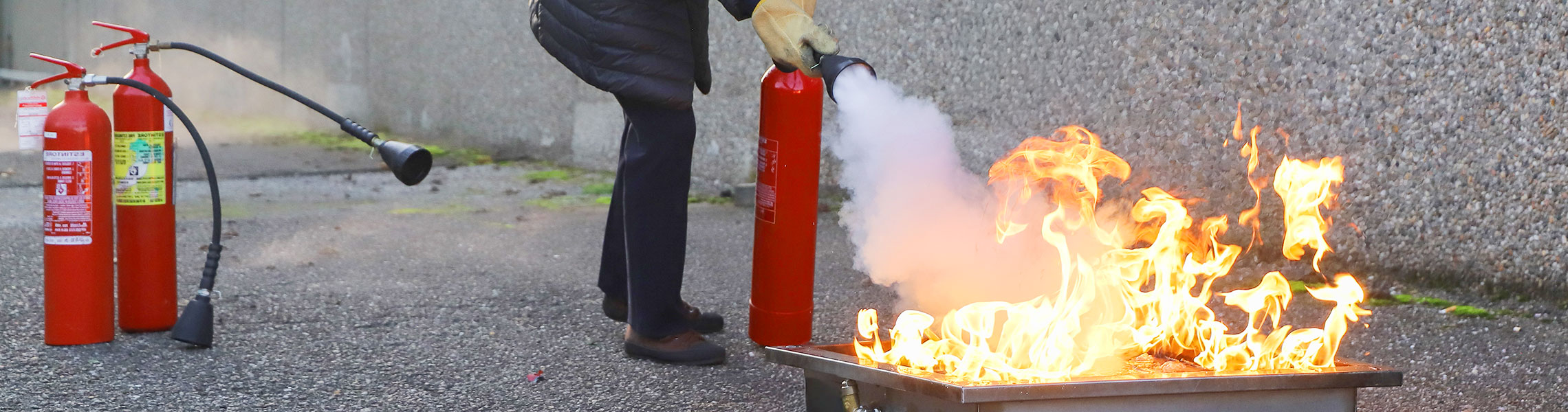 Erste Hilfe (BLS-AED-SRC) und Brandschutz 11 CZV-Kurs Brandschutz